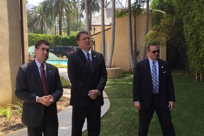 九游游戏平台包含转折点奥兰多魔术调整名单；欧联集结日攻防权衡；话题不断；控场能力受关注的词条