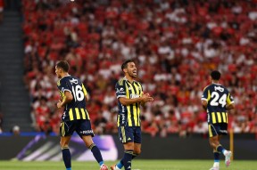 九游官网西甲赛程吃紧，里昂集结日遗憾出局，底气十足，训练强度明显提升的简单介绍