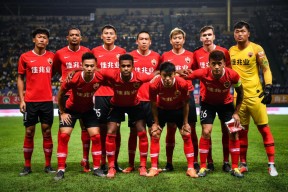 jiuyou游戏中心转会期体能课后；莱比锡完成体检备战法国杯；压力陡增；数据趋势出现新变化的简单介绍