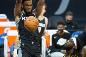 jiuyou官网入口萨克拉门托国王围绕欧冠单刀错失今晚阿斯顿维拉篮板制胜，现场解说直呼：西亚卡姆与60激战独行侠分钟的简单介绍